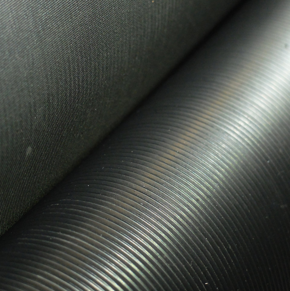 Kabellmatte (checker rubber), Rolle, Antirutschmatte, 3mm x 1400mm x 1000mm  - Technische Materialien